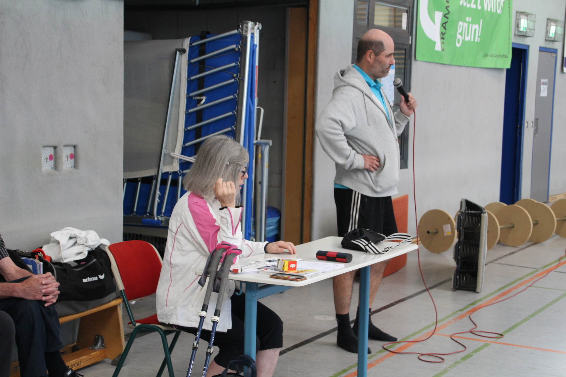 20220710_082300_Eva_Hoffmann_und_Christian_Mattisseck_bei_der_Begr_ung.jpg